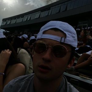 Meet your Posher, Alex